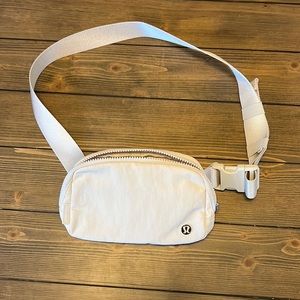 Lululemon belt bag